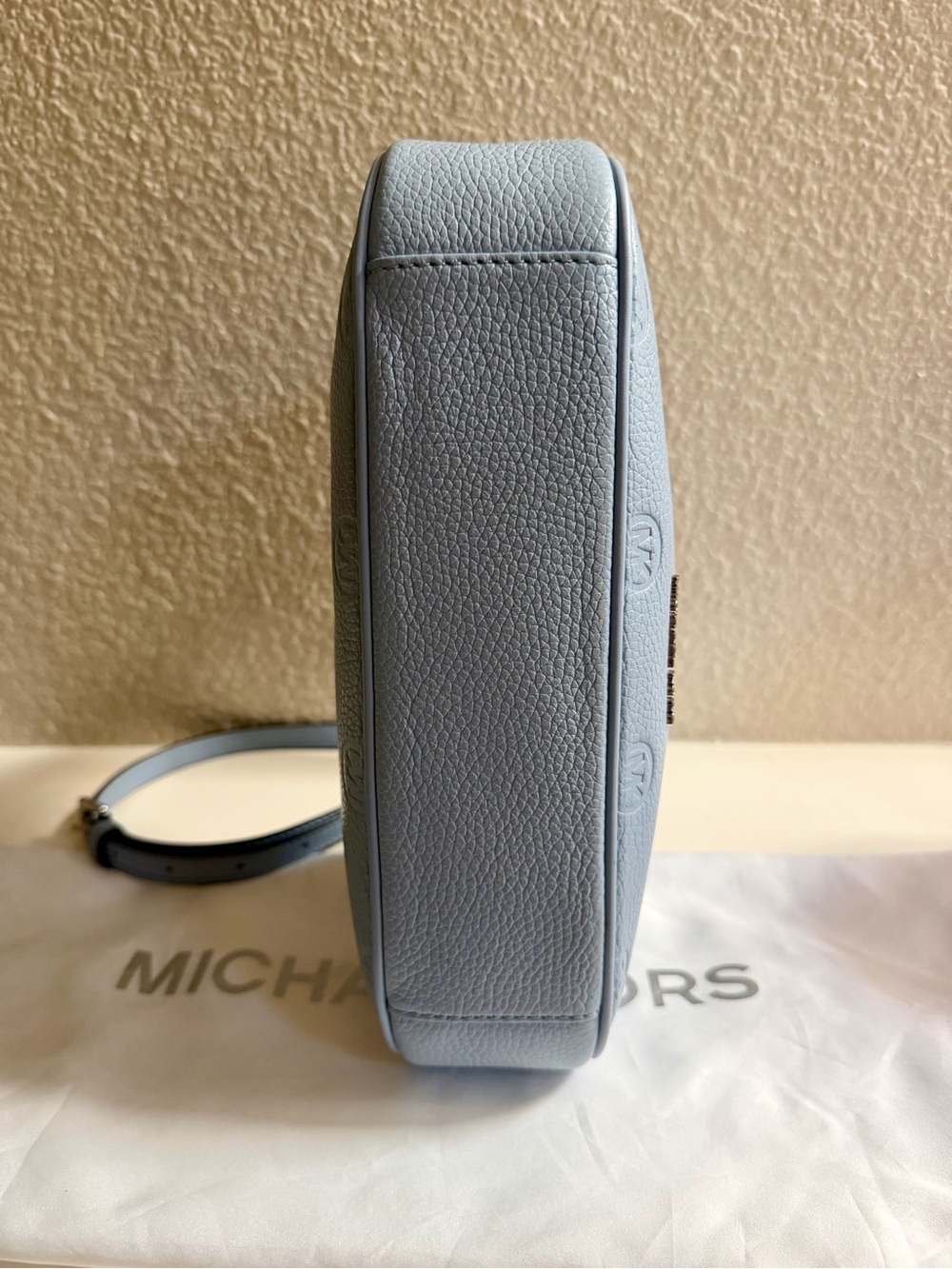 NWOT Michael Kors Cora Medium Zip Crossbody Bag - Picture 3 of 4